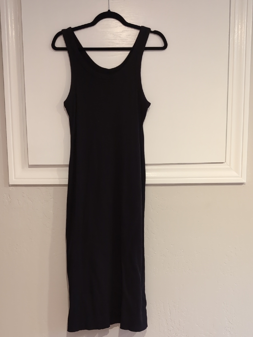 Everlane Black Midi Tank Dress - Sleek Minimalist Silhouette, Medium